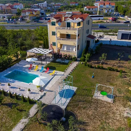 Apartment Maris