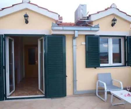 Maris * Kastela