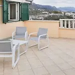 Maris * Kaštela