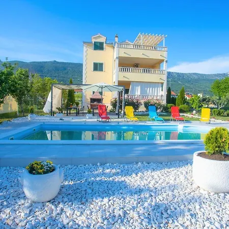 Maris Appartement Kaštela