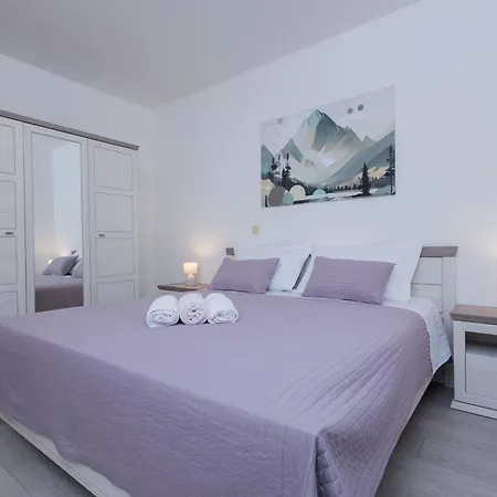 Maris Apartamento Kaštela